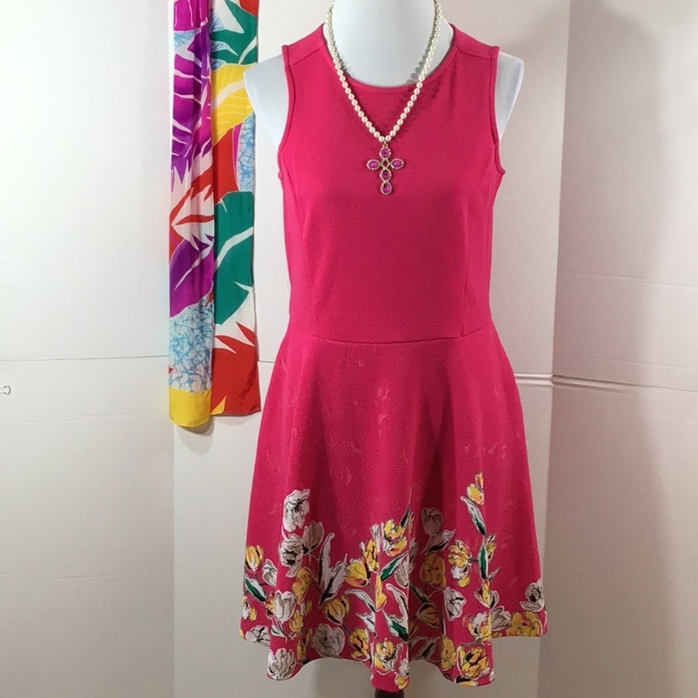 Apt 9 pink floral fit and flare dress M NWT